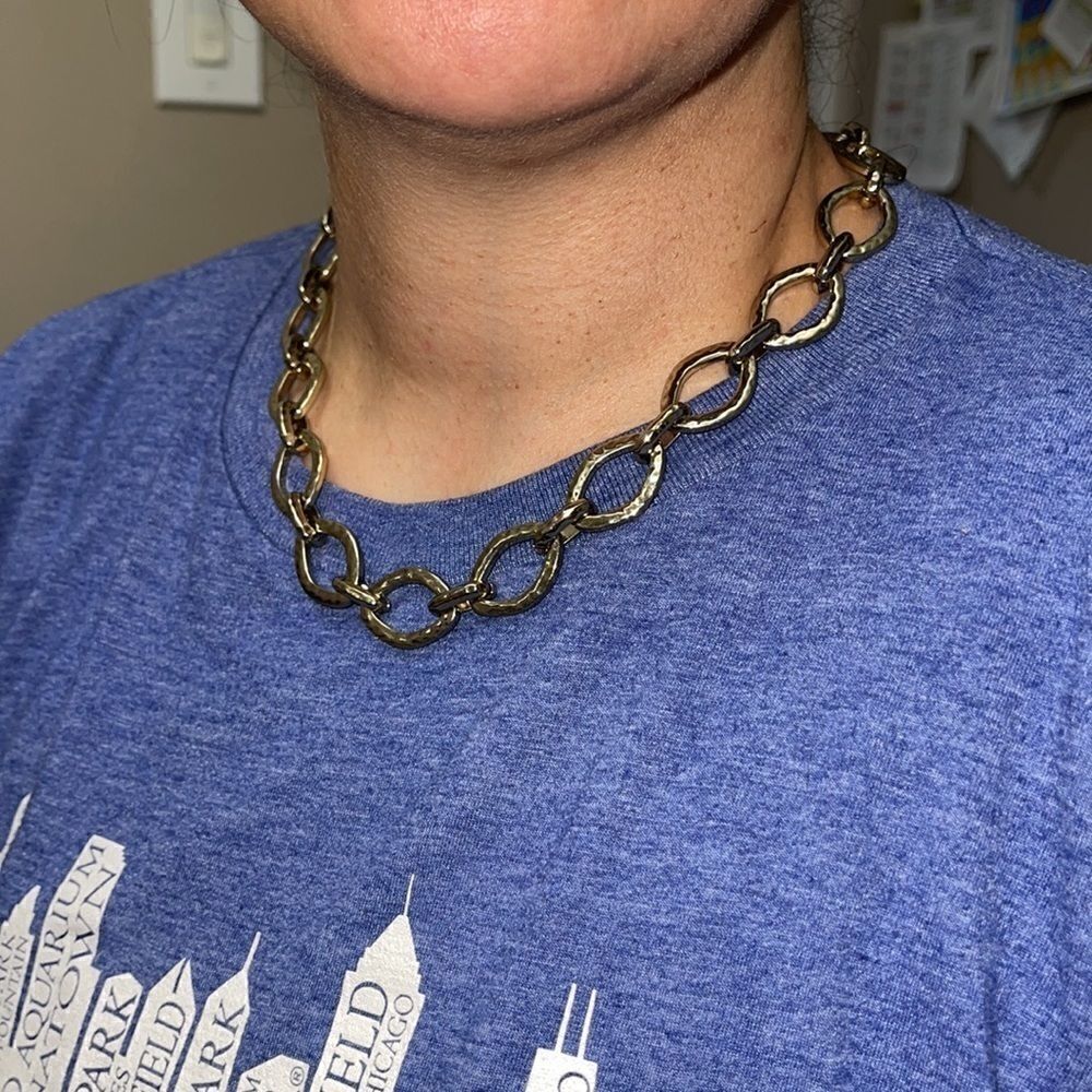Premium Designs gold tone hammered links necklace